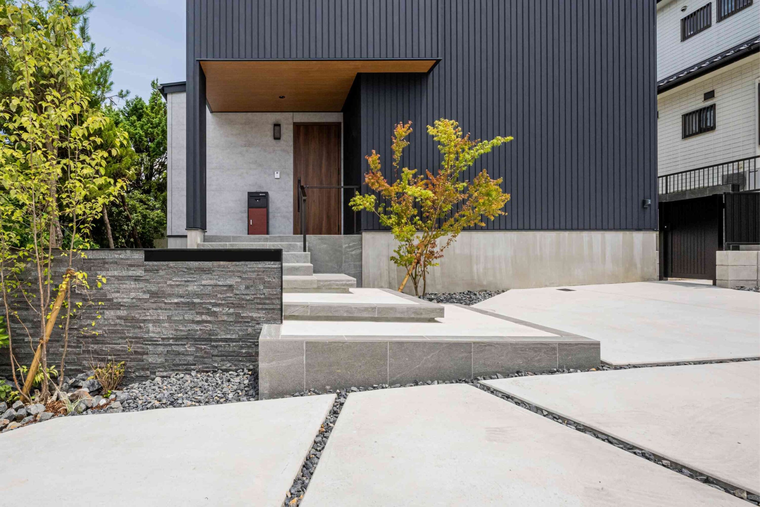 空間ごとに表情を楽しめる、ホテルライクな家