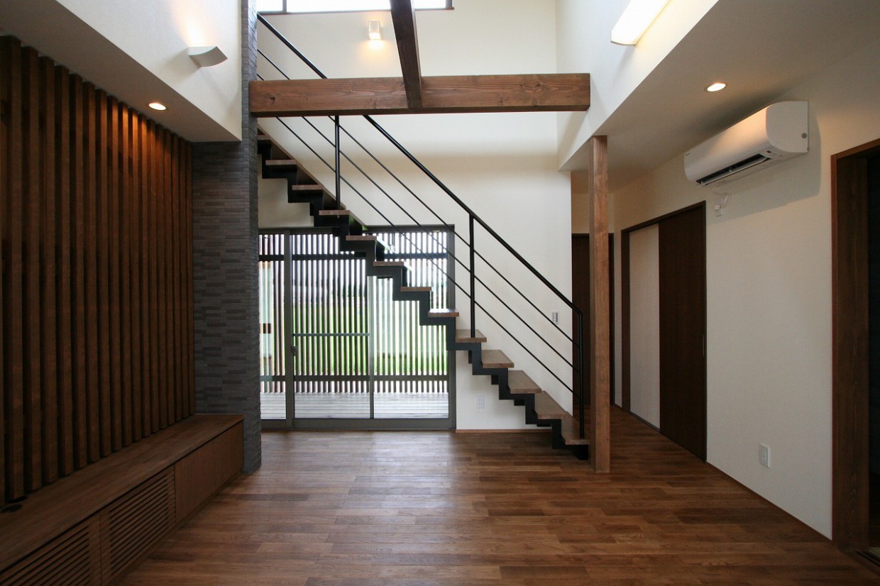 スリット階段下のデッドスペース