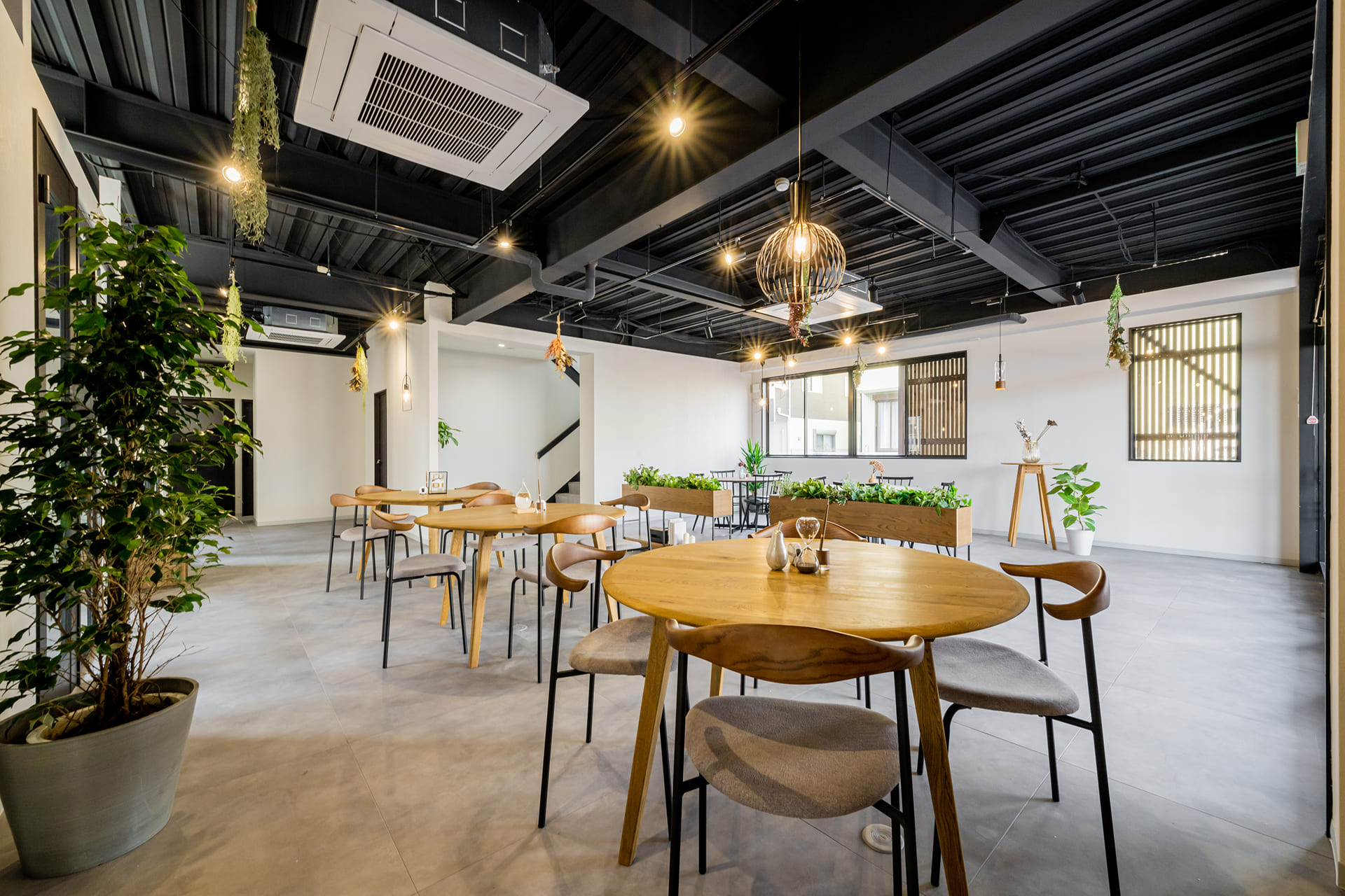 ARCHITEX LIFESTYLE CENTER KARIYA