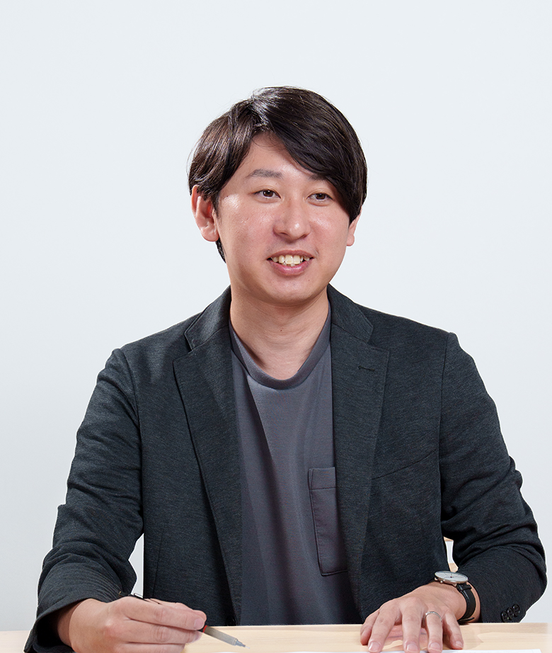 TAKUMI KOBYASHI
